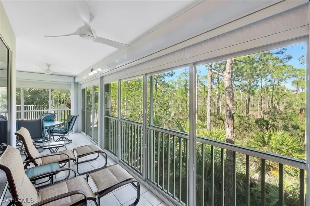 905 Carrick Bend Circle Naples FL 34110