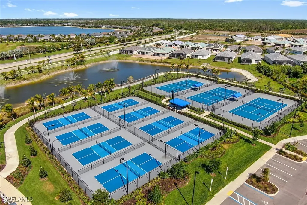 28000 Captiva Shell Loop Bonita Springs FL 34135