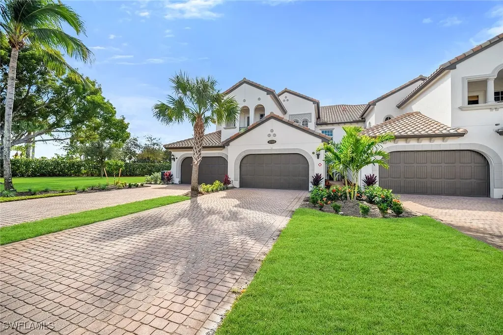 3710 Montreux Lane Naples FL 34114