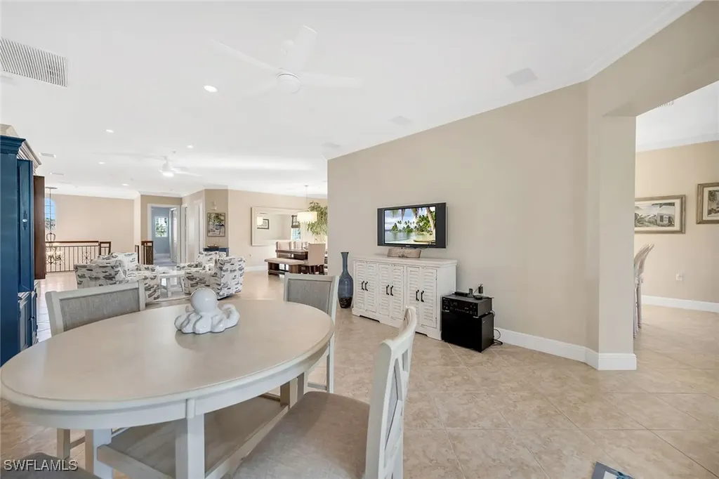 3710 Montreux Lane Naples FL 34114