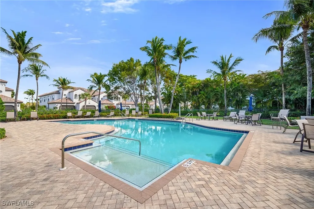 3710 Montreux Lane Naples FL 34114