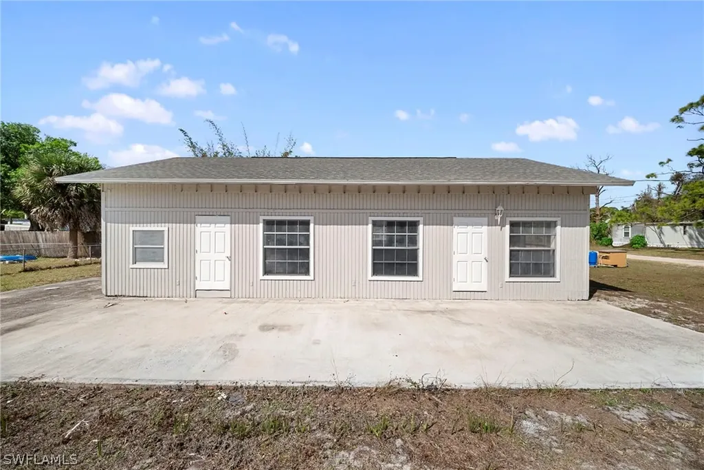 19560 Spicewood Lane Fort Myers FL 33908