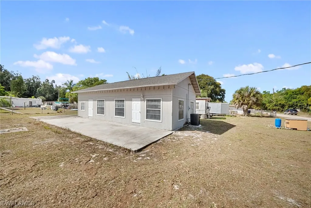 19560 Spicewood Lane Fort Myers FL 33908