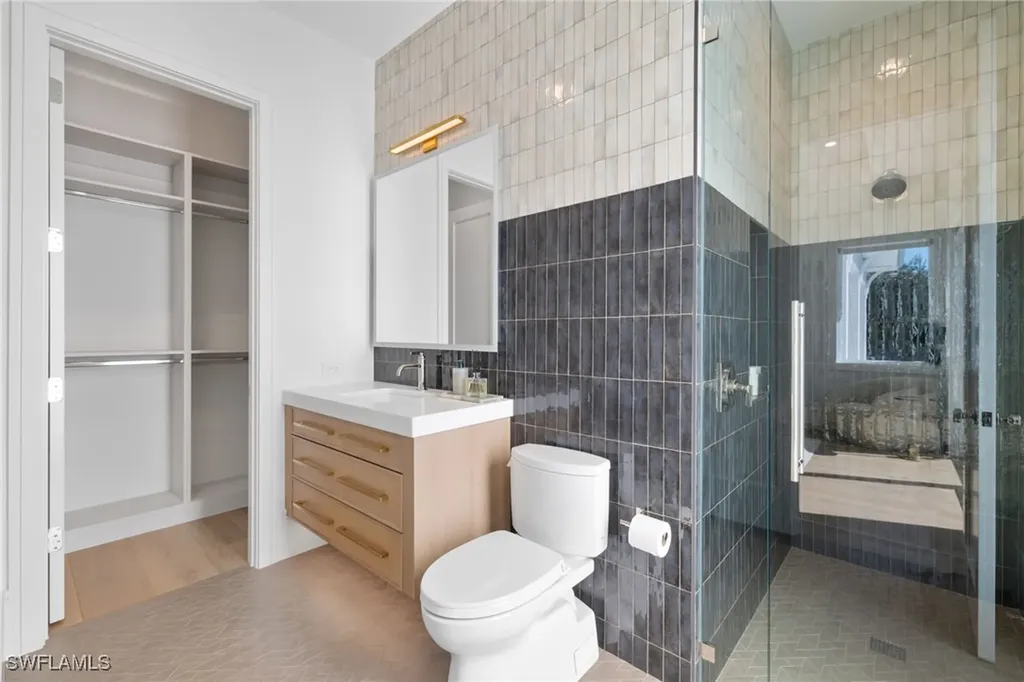 660 Wedge Drive Naples FL 34103