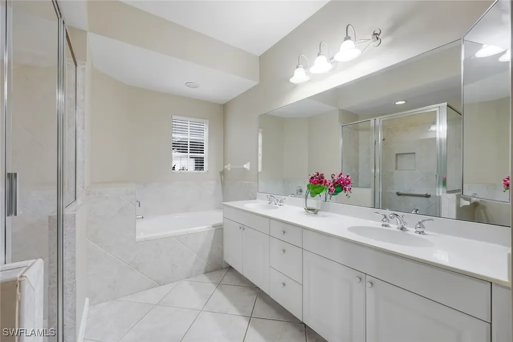 9261 Palmetto Ridge Drive Estero FL 34135