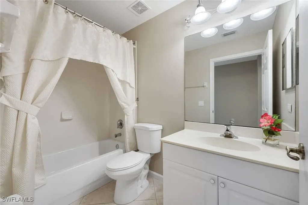 9261 Palmetto Ridge Drive Estero FL 34135