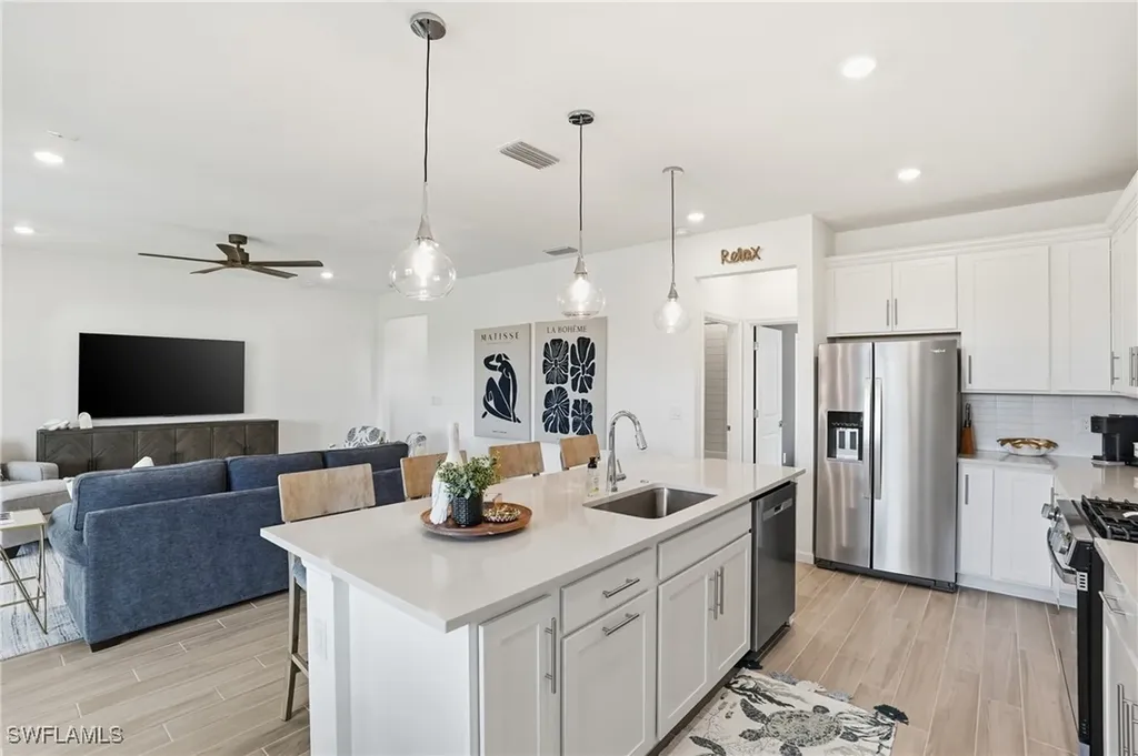 1657 Serena Avenue Naples FL 34120