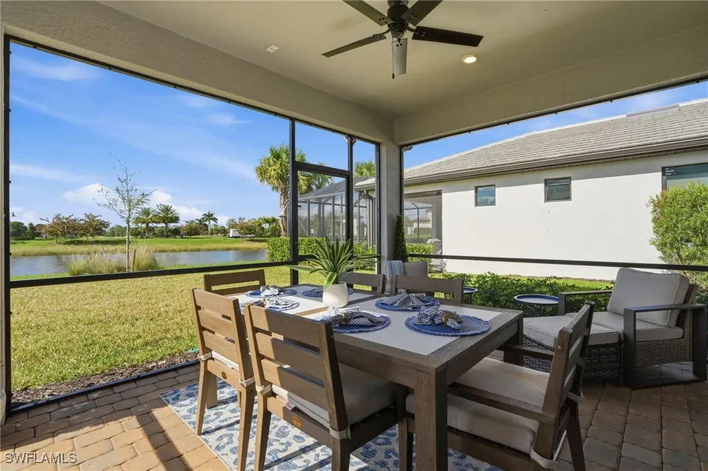 1657 Serena Avenue Naples FL 34120