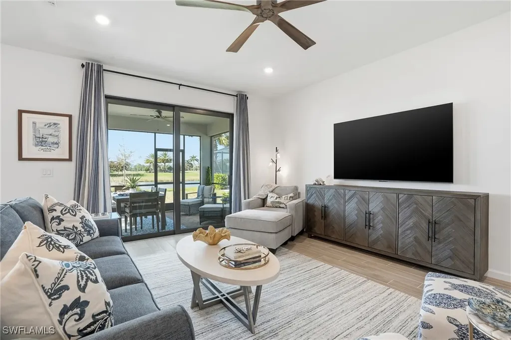 1657 Serena Avenue Naples FL 34120