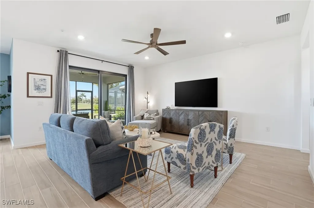 1657 Serena Avenue Naples FL 34120