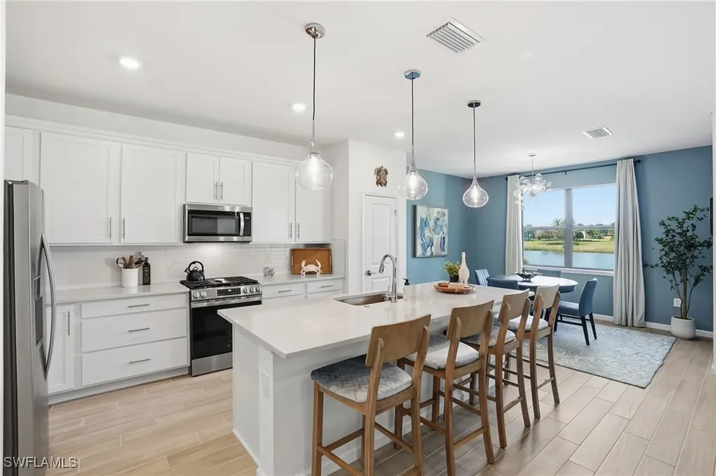 1657 Serena Avenue Naples FL 34120