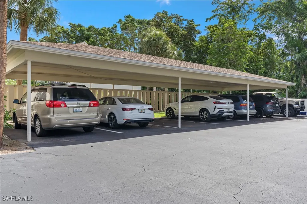3200 Binnacle Drive Naples FL 34103