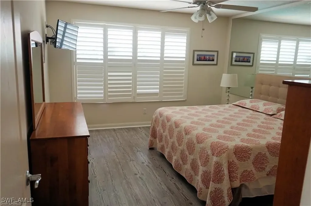 4194 Saint George Lane Naples FL 34119