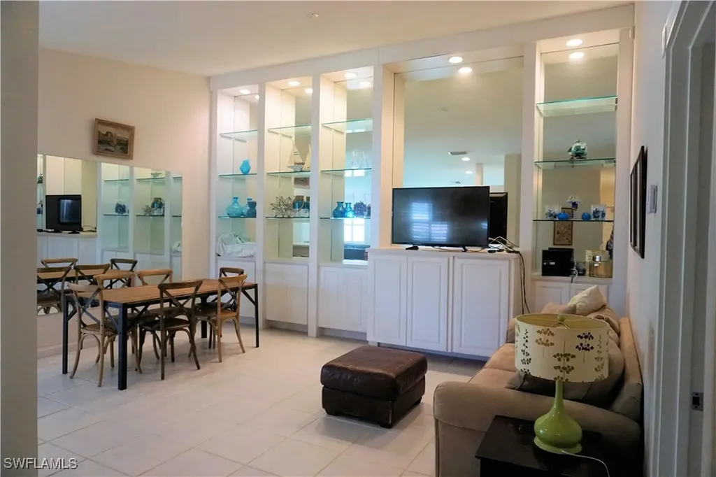 4194 Saint George Lane Naples FL 34119
