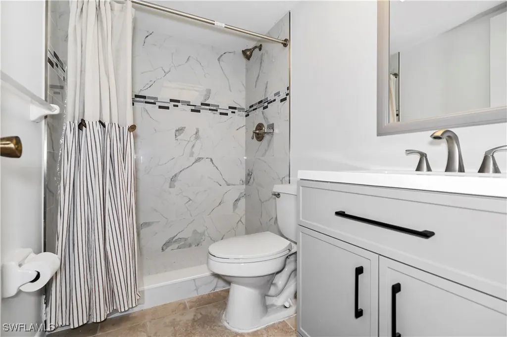 1733 Courtyard Way Naples FL 34112