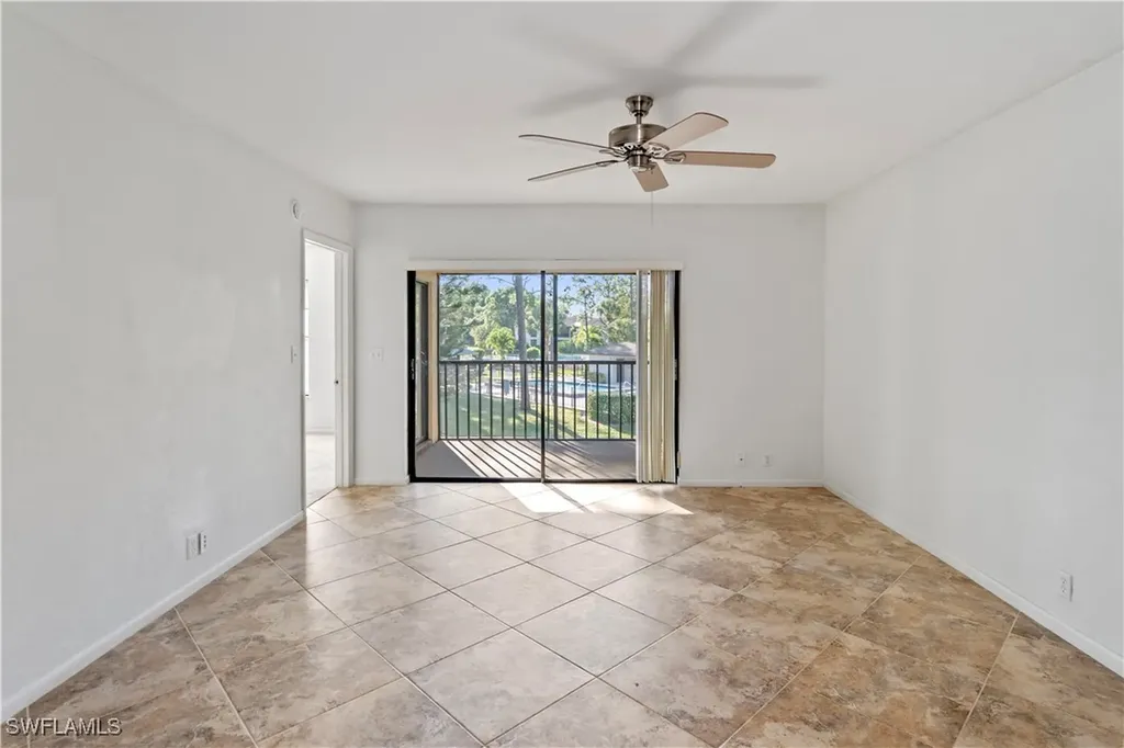 1733 Courtyard Way Naples FL 34112