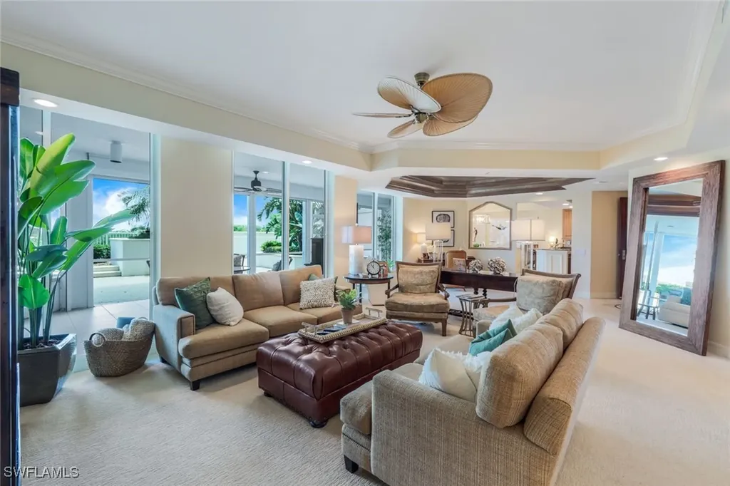 295 Grande Way Naples FL 34110
