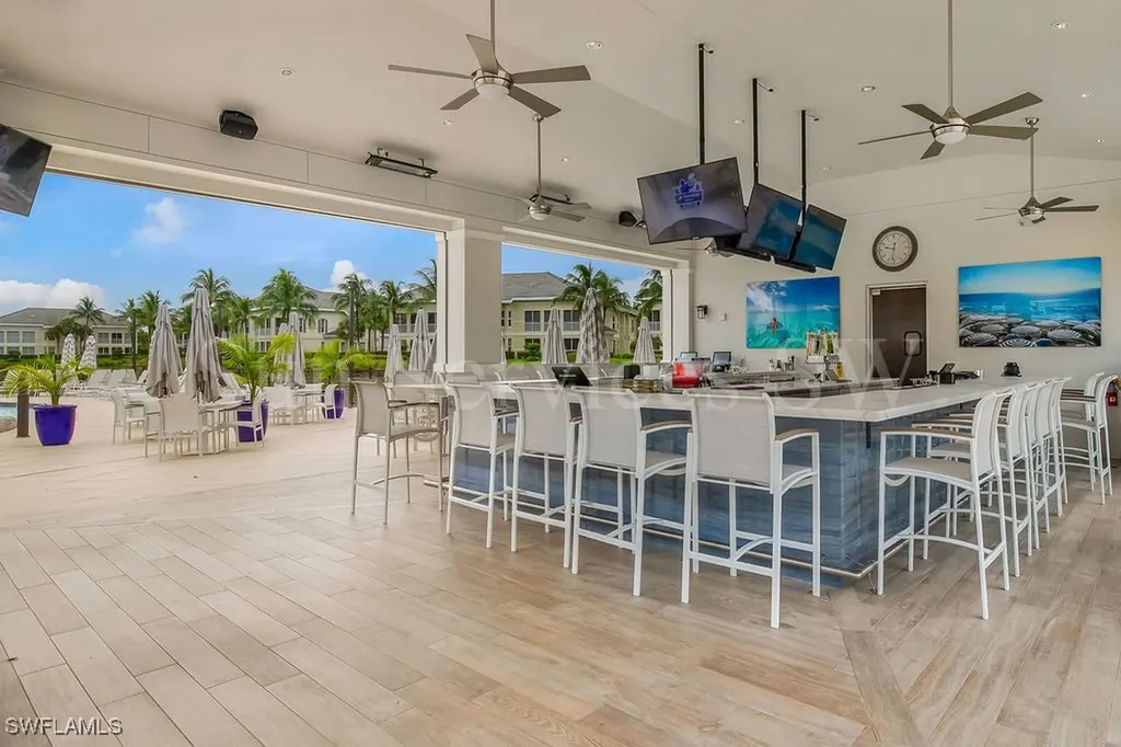 295 Grande Way Naples FL 34110