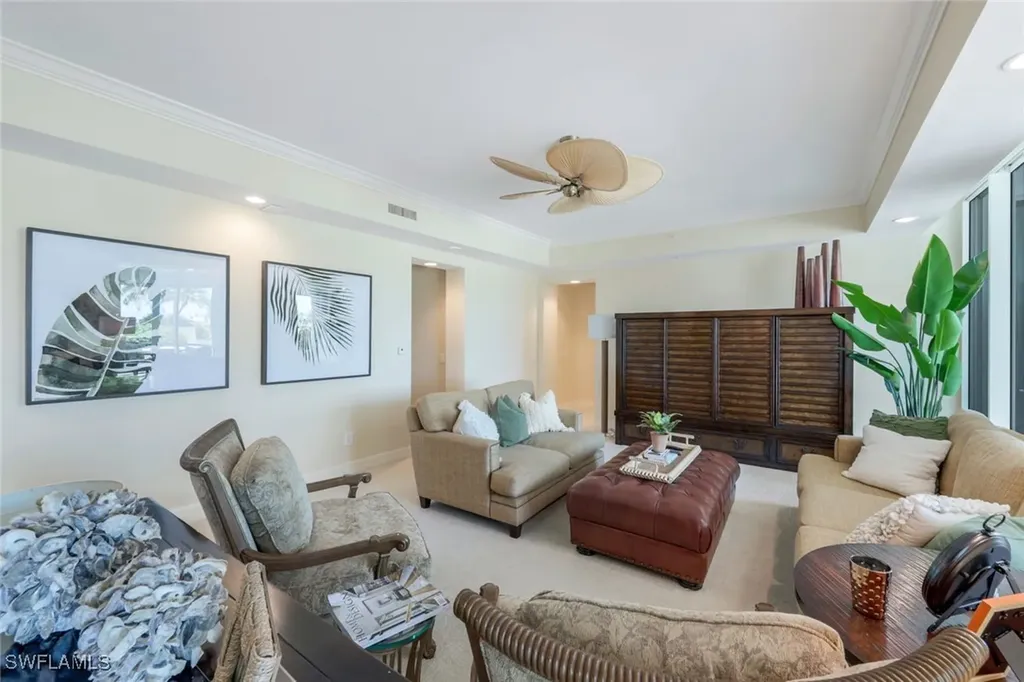 295 Grande Way Naples FL 34110