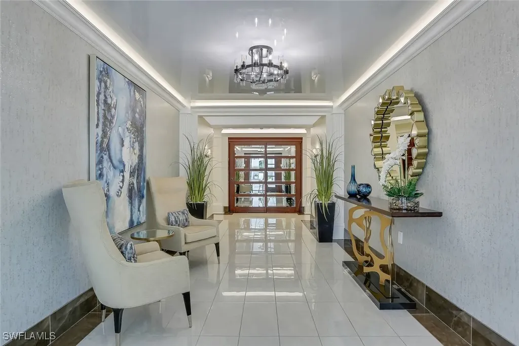 295 Grande Way Naples FL 34110