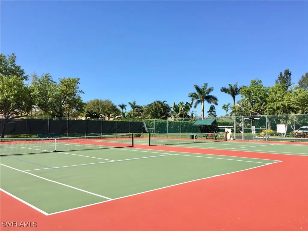 816 Belville Boulevard Naples FL 34104