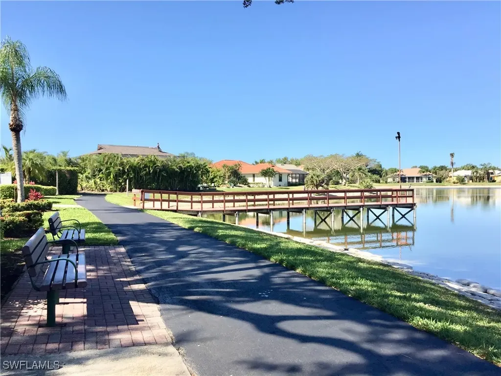 816 Belville Boulevard Naples FL 34104