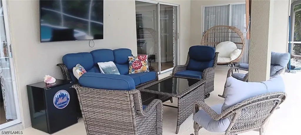 816 Belville Boulevard Naples FL 34104