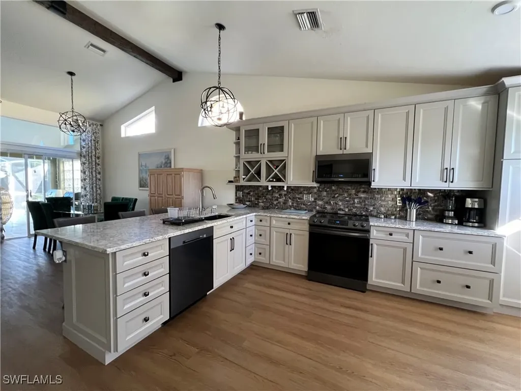 816 Belville Boulevard Naples FL 34104