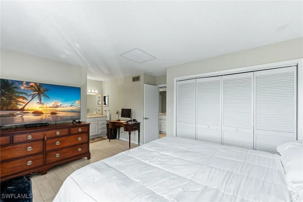 3 Bob O Link Court Naples FL 34105