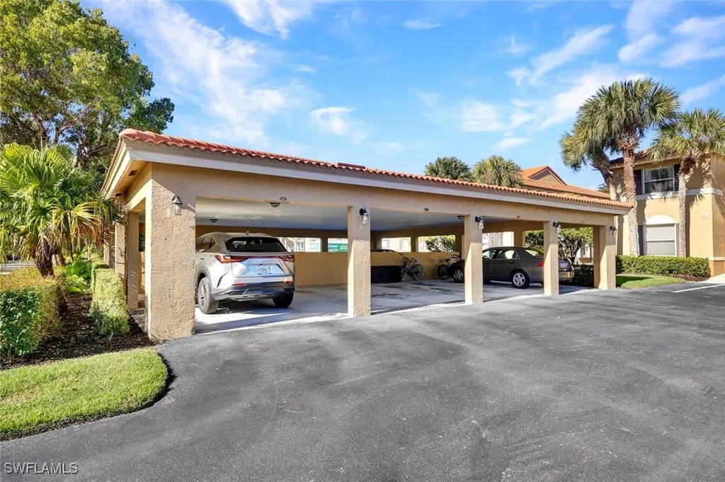 2469 Millcreek Lane Naples FL 34119