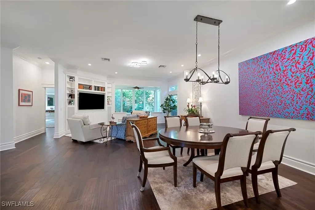 107 Amblewood Lane Naples FL 34105