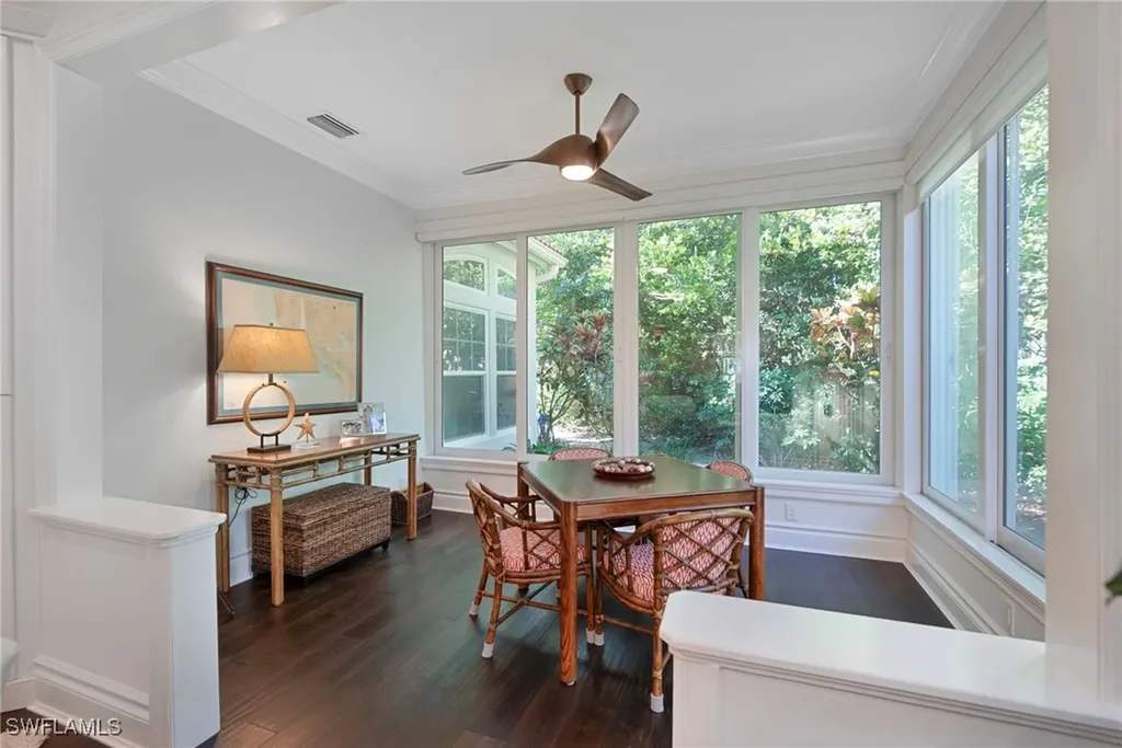 107 Amblewood Lane Naples FL 34105
