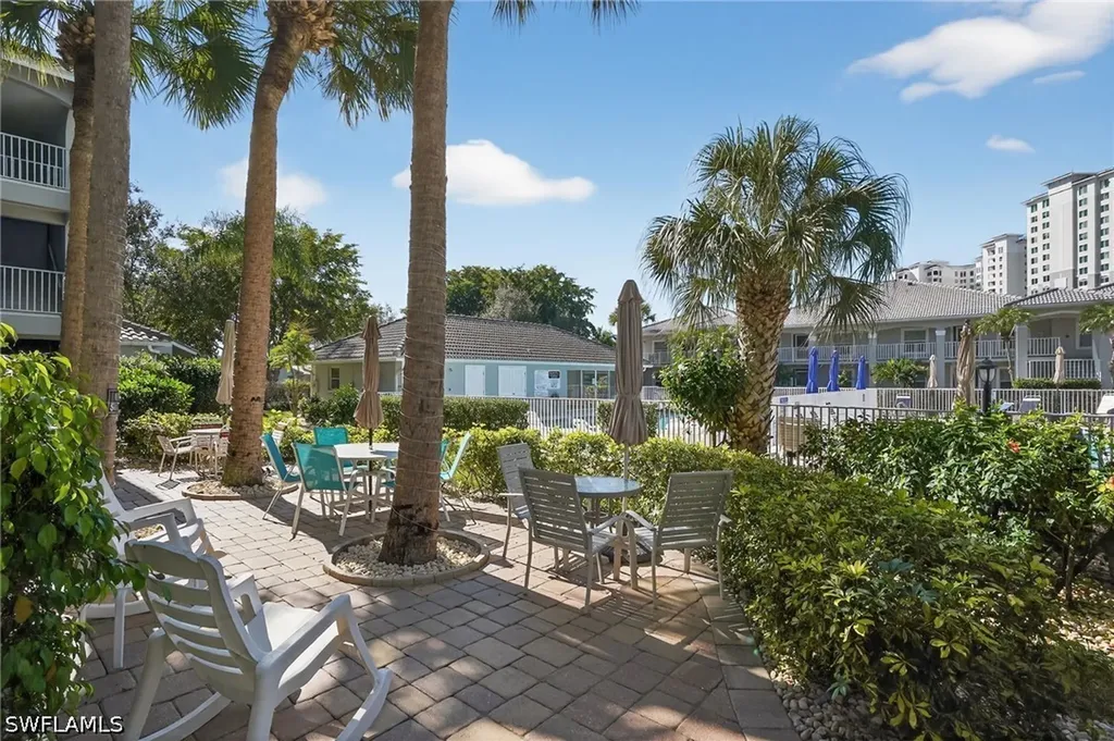 519 Roma Court Naples FL 34110