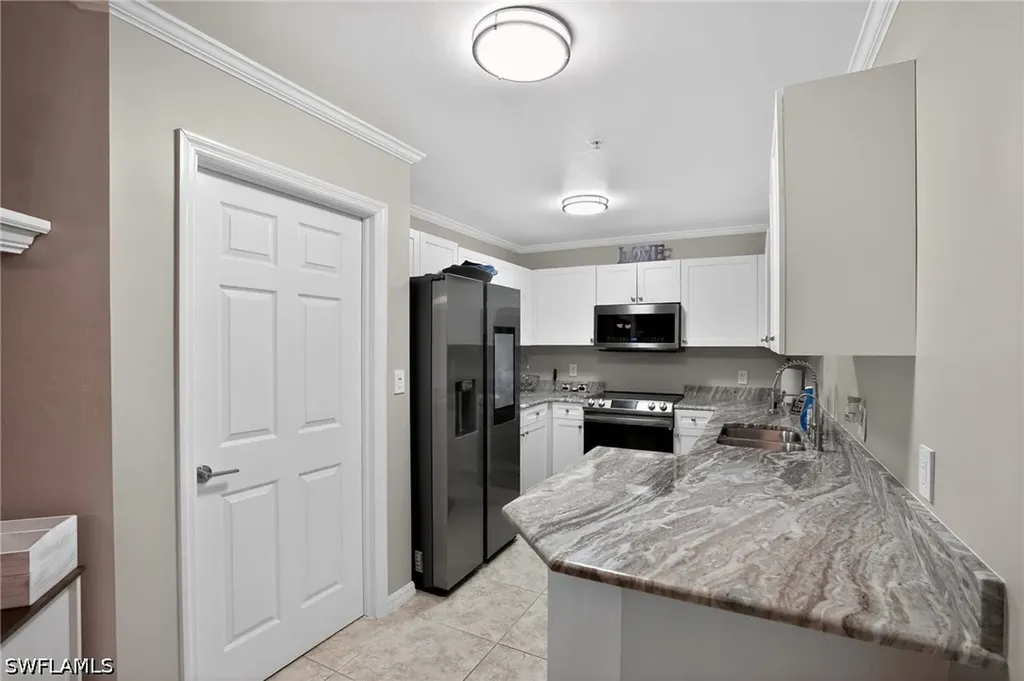 519 Roma Court Naples FL 34110