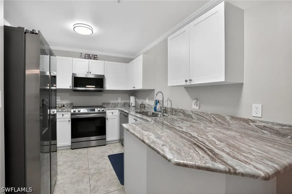 519 Roma Court Naples FL 34110