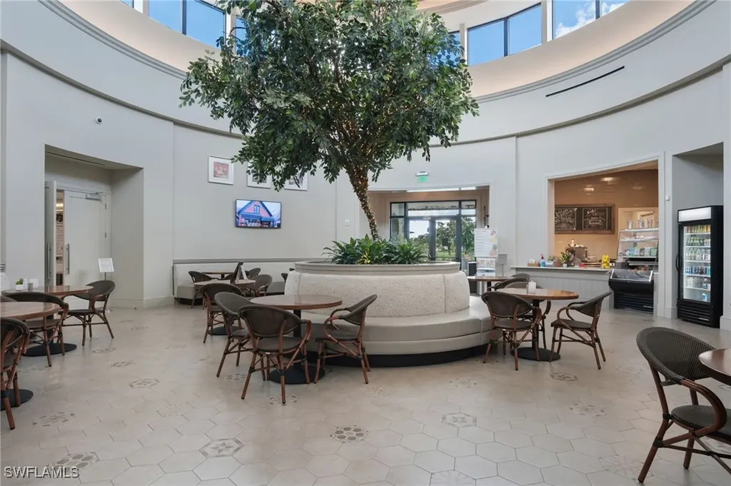6130 Montelena Circle Naples FL 34119