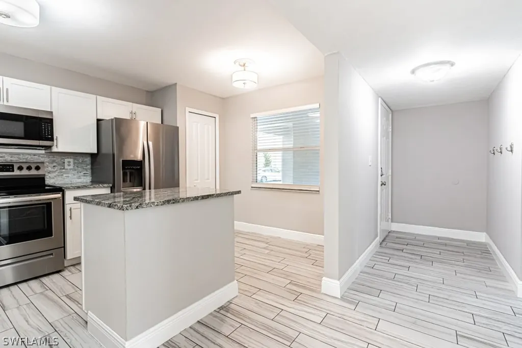 1392 Churchill Circle Naples FL 34116