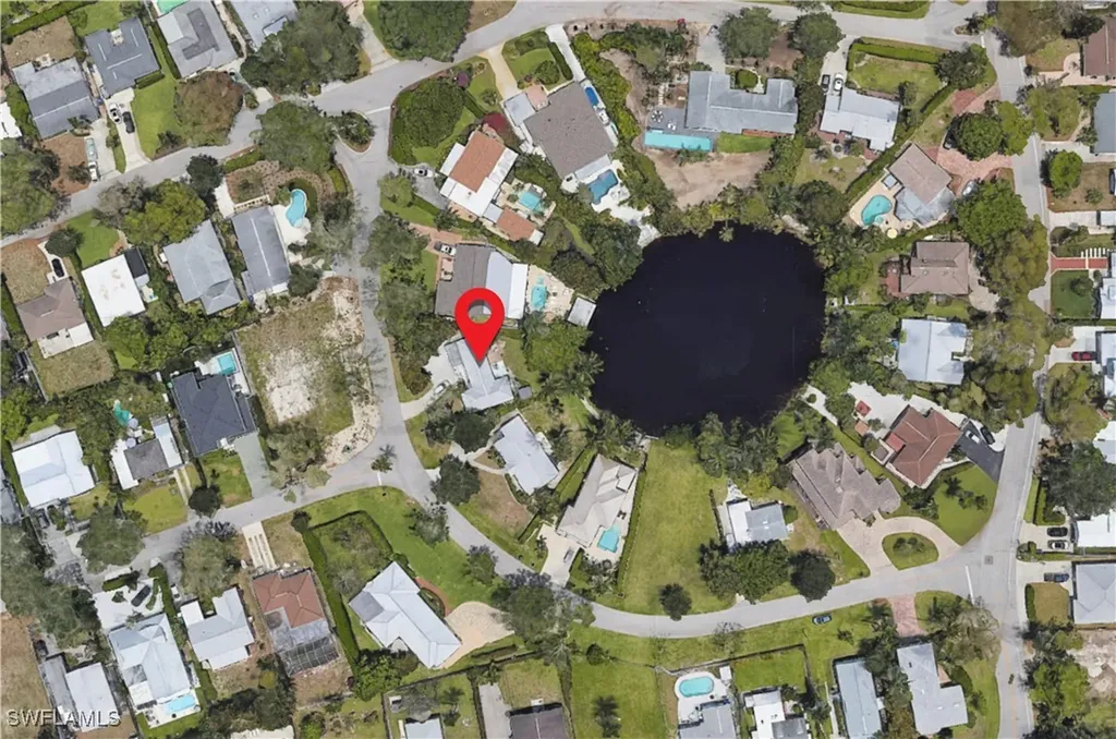 870 Forest Avenue Naples FL 34102