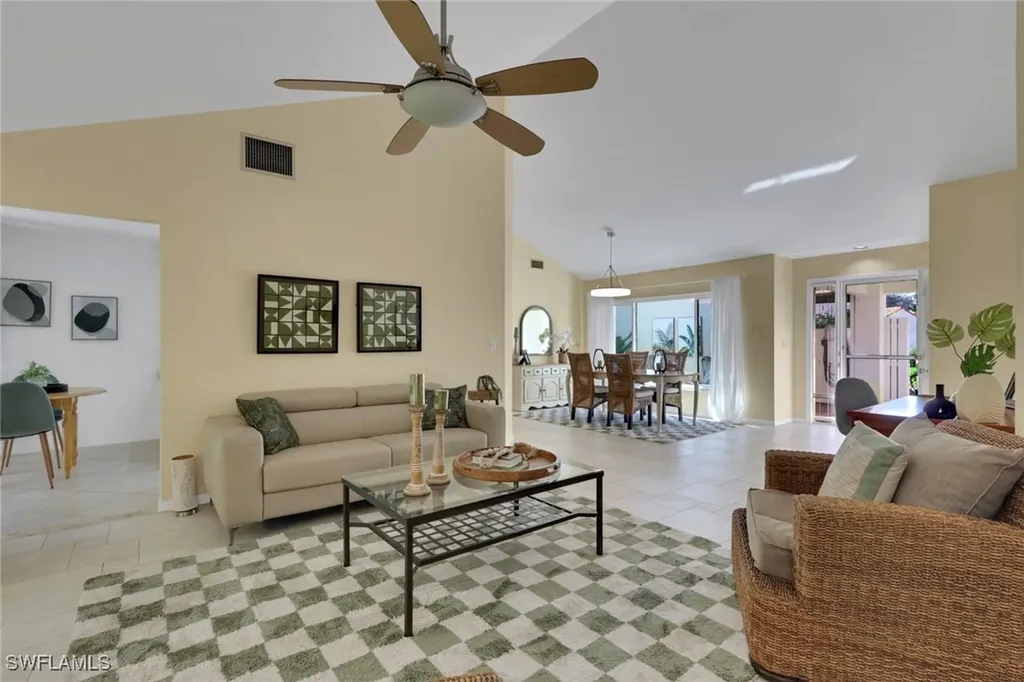 796 Reef Point Circle Naples FL 34108