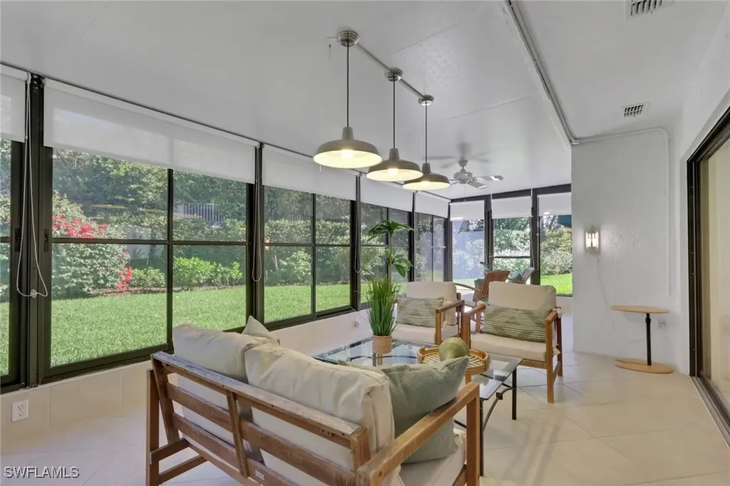 796 Reef Point Circle Naples FL 34108