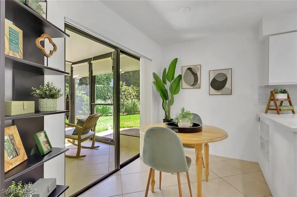 796 Reef Point Circle Naples FL 34108