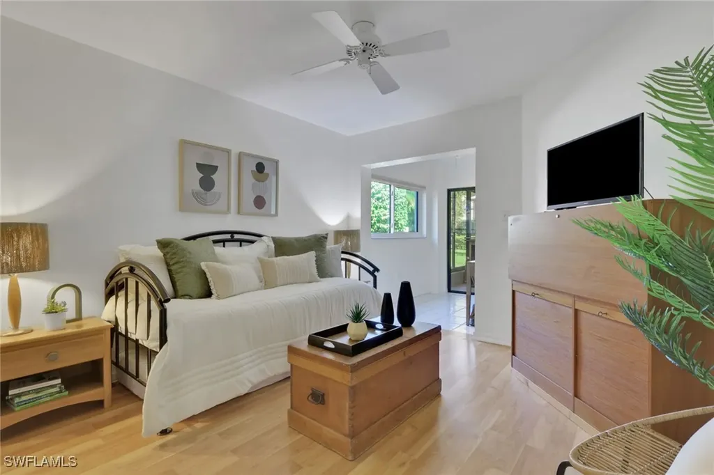 796 Reef Point Circle Naples FL 34108