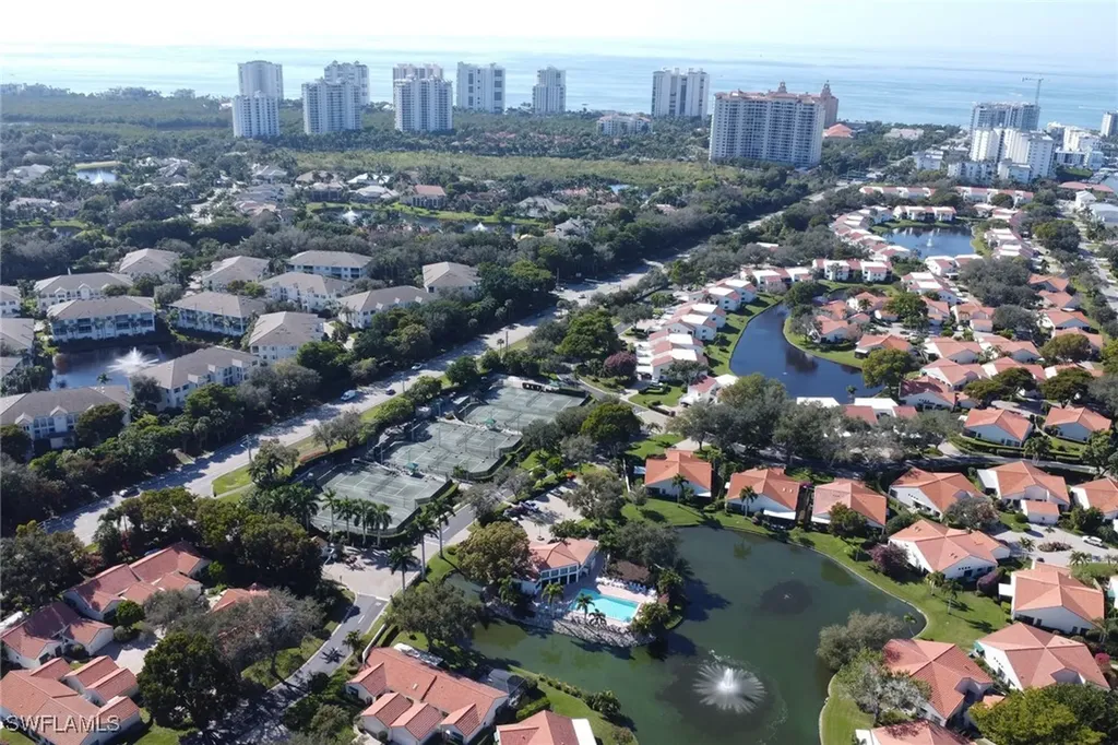 796 Reef Point Circle Naples FL 34108