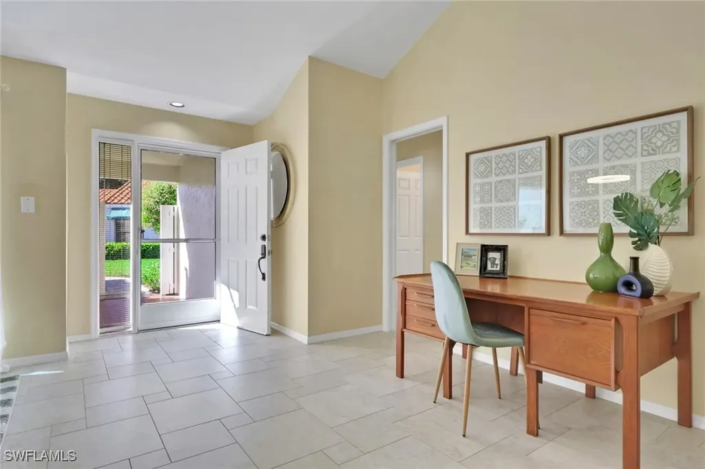 796 Reef Point Circle Naples FL 34108