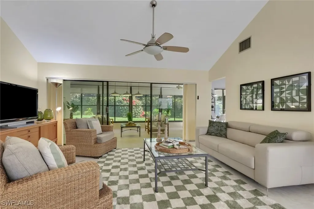 796 Reef Point Circle Naples FL 34108