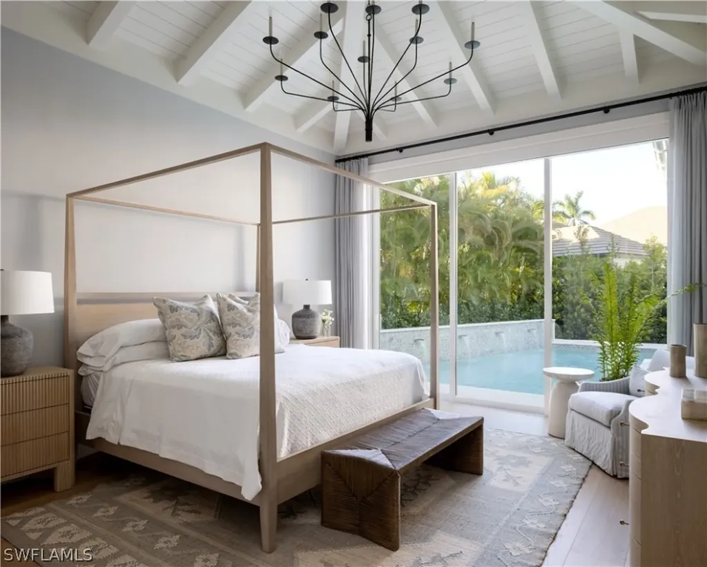 555 Whispering Pine Lane Naples FL 34103