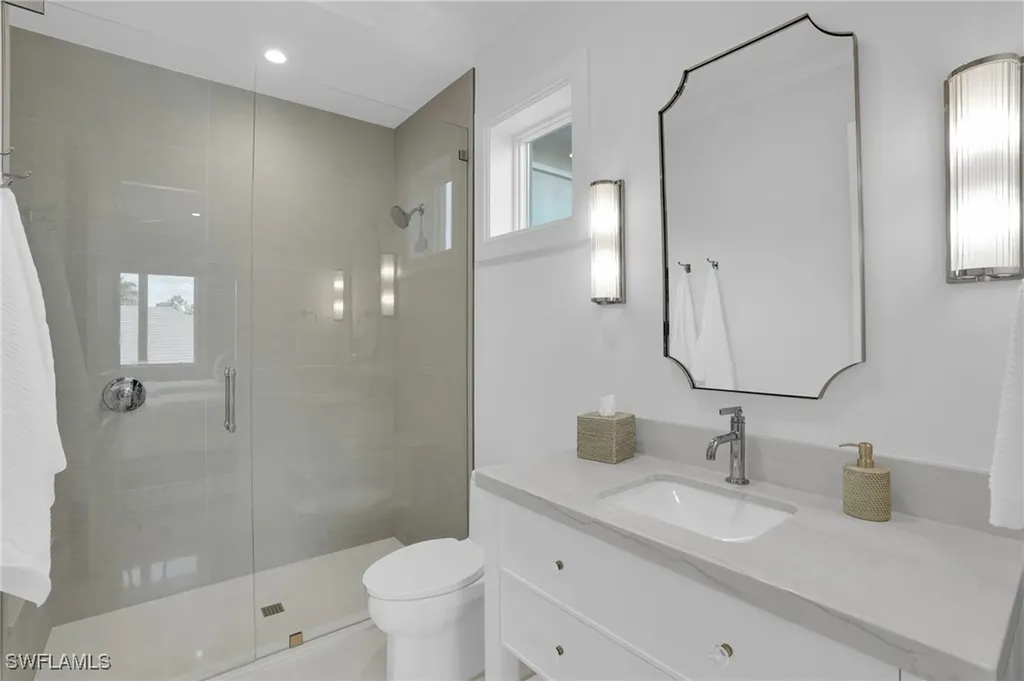 555 Whispering Pine Lane Naples FL 34103