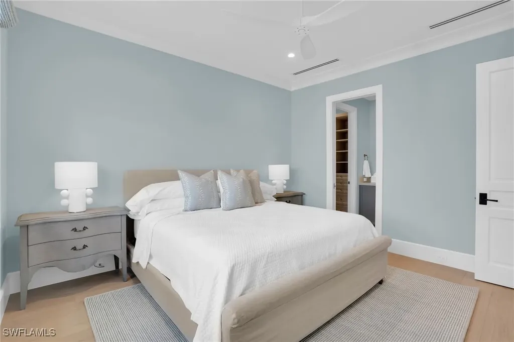 555 Whispering Pine Lane Naples FL 34103