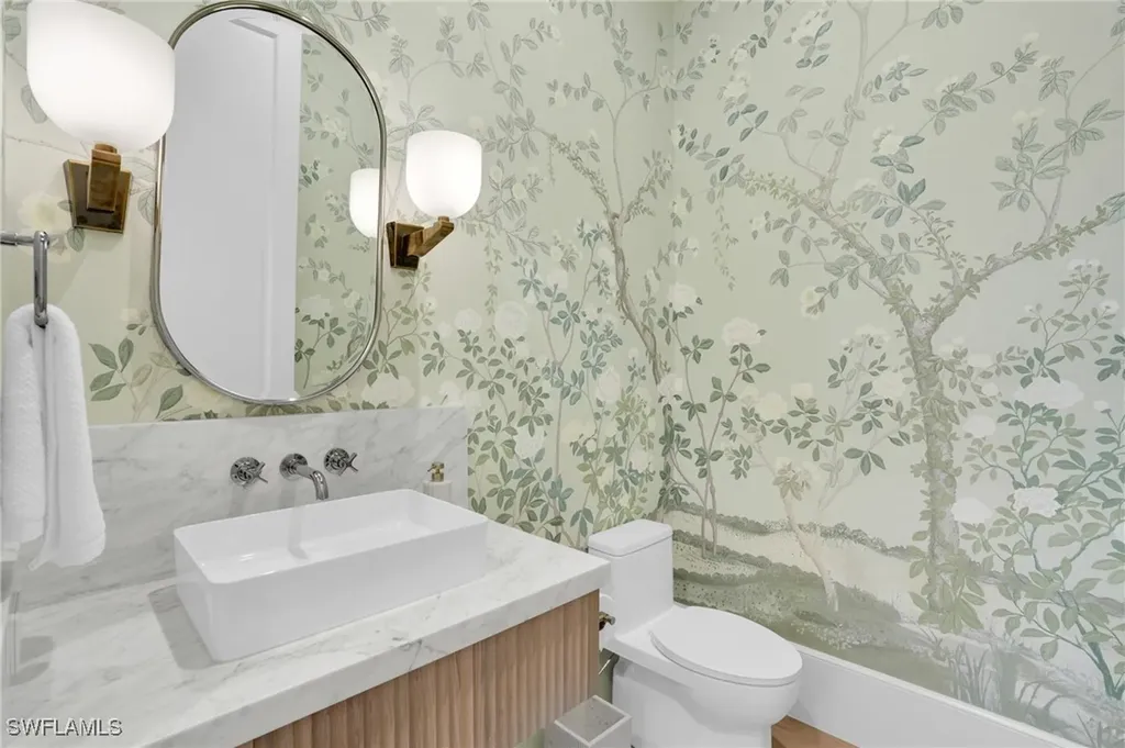 555 Whispering Pine Lane Naples FL 34103