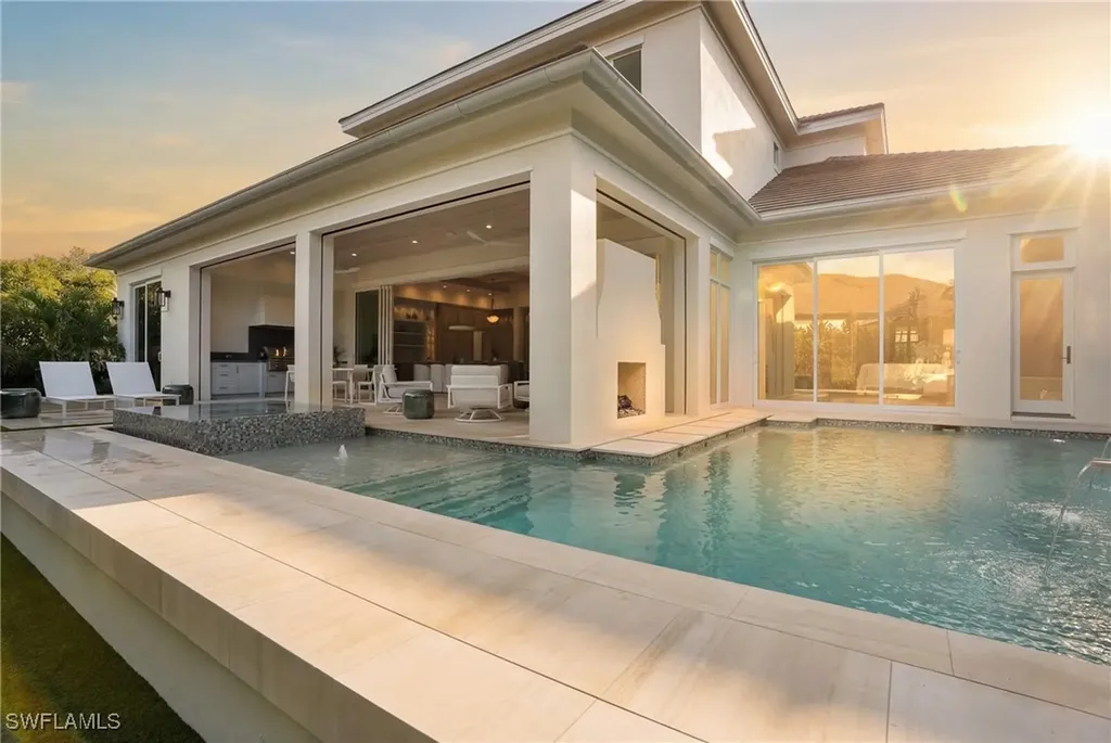 555 Whispering Pine Lane Naples FL 34103